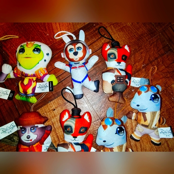The Masked Singer McDonald Happy Meal Toy Lot - Picture 4 of 11